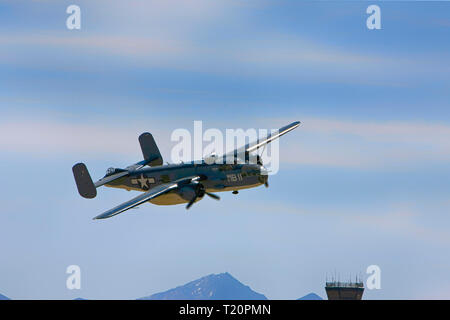 Un WW2 USNavy PBJ-1 (B25 Mitchell) bombardiere a Tucson Air Show in Arizona Foto Stock