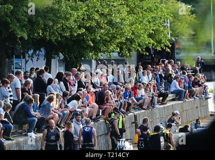 NORRKÖPING 2016-07-10 Publik sotto Jetski ho Motala ström, SM veckan ho Norrköping. Foto Jeppe Gustafsson Foto Stock