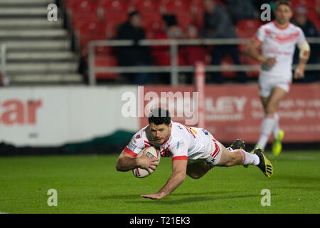 St Helens, Regno Unito. 29 Mar, 2019. Sant Helens's Lachlan Coote punteggi i suoi lati prima provare totalmente Wicked Stadium, St Helens, Regno Unito. 29 Mar, 2019. Betfred Super League, Round 8, St Helens vs Hull KR Credito: Terry Donnelly/News immagini Credito: News immagini /Alamy Live News Foto Stock