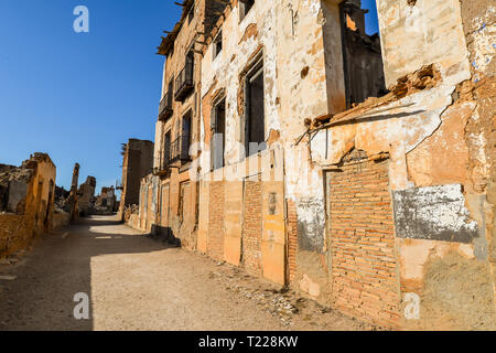 I resti di una città in Aragona che era stato completamente distrutto durante la guerra civile spagnola - Belchite - Spagna Foto Stock