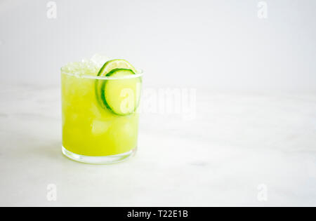 Cetriolo Cocktail di lime Foto Stock