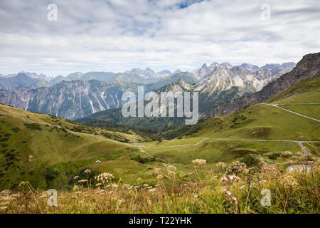 In Germania, in Baviera, Allgaeu, Allgaeu Alpi, vista dalla stazione a monte Kanzelwand Foto Stock