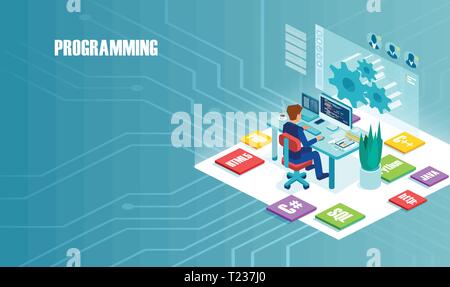 Concetto di ingegnere del software. Vettore isometrica del programmatore freelance lavorando sul computer seduto alla scrivania isolato su sfondo blu. Illustrazione Vettoriale