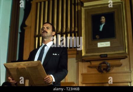 In senso orario (1986) John Cleese, Data: 1986 Foto Stock