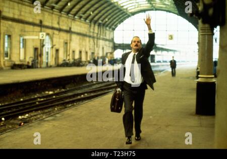 In senso orario (1986) John Cleese, Data: 1986 Foto Stock