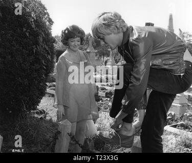 Entertaining Mr Sloane (1970) Peter McEnery, Beryl Reid, Data: 1970 Foto Stock