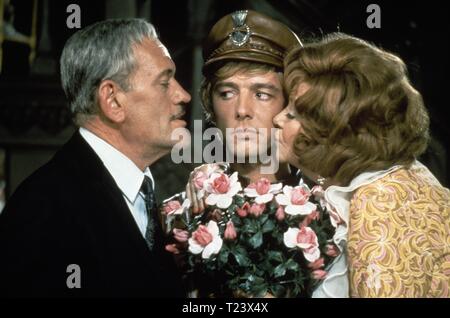 Entertaining Mr Sloane (1970) Peter McEnery, Beryl Reid, Harry Andrews, Data: 1970 Foto Stock