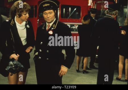 Vacanza sul bus (1973) Reg Varney, Data: 1973 Foto Stock