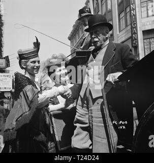 La scatola magica (1952) Data: 1952 Foto Stock