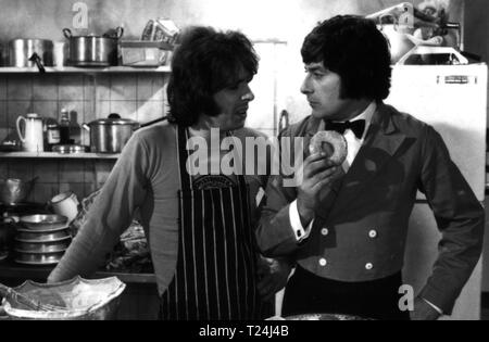 Uomo di casa (1974) Richard O'Sullivan, Data: 1974 Foto Stock