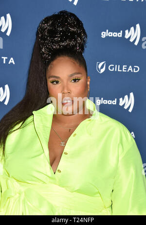 BEVERLY HILLS, CA - MARZO 28: Lizzo assiste il trentesimo annuale di GLAAD Media Awards presso il Beverly Hilton Hotel il 28 marzo 2019 a Beverly Hills, la California. Foto Stock