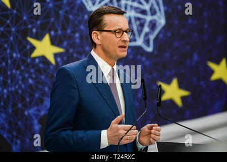 Il primo ministro Mateusz Morawiecki visto parlando durante il diritto e la giustizia (Prawo i Sprawiedliwosc) convenzione. Foto Stock