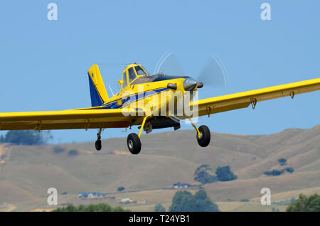 Aria TRATTORE A-402B ZK-PCC agricolo di aeromobili di Bargh & Aviazione Gardner Limited, Nuova Zelanda. A-400 tipo utilizzato per ritagliare spolvero, top dressing Foto Stock