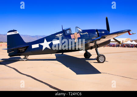 Un WW2 USN Grumman F6F Hellcat aereo da caccia all'Airshow di Tucson in Arizona Foto Stock