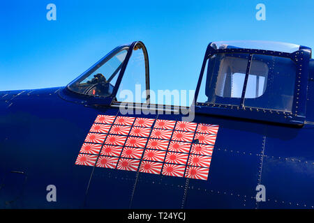 Close up kill tag su un WW2 USN Grumman F6F Hellcat aereo da caccia all'Airshow di Tucson in Arizona Foto Stock