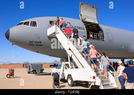 Mcdonnell Duglas KC-10 trasporto truppe dell'521st Aria Mobilità il comando a davis-Monthan AFB in Tucson AZ Foto Stock