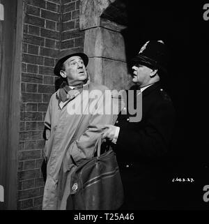 Alcuni saranno, alcune non (1970) Michael Hordern, Data: 1970 Foto Stock