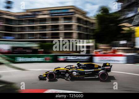 Monte Carlo/Monaco - 05/24/2018 - #55 Carlos Sainz (SPA) nella sua Renault R.S. 18 durante il giorno di apertura della corsa in avanti del 2018 Grand Prix di Monaco Foto Stock