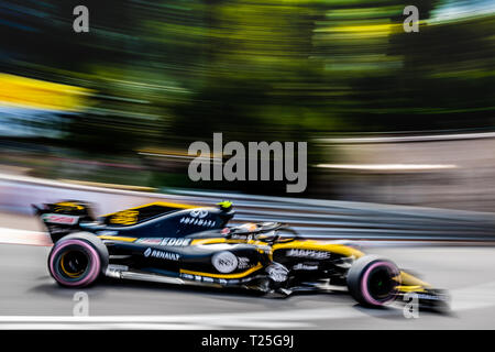 Monte Carlo/Monaco - 05/24/2018 - #55 Carlos Sainz (SPA) nella sua Renault R.S. 18 durante il giorno di apertura della corsa in avanti del 2018 Grand Prix di Monaco Foto Stock