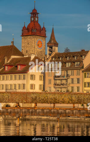 Lucerna (Luzern), la più grande città della Svizzera centrale Foto Stock