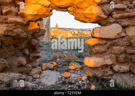 I resti di una città in Aragona che era stato completamente distrutto durante la guerra civile spagnola - Belchite - Spagna Foto Stock