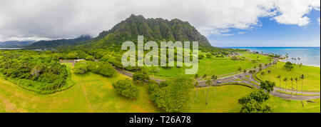 Stati Uniti d'America, Haswaii, Oahu, Ko'olau Range, Kamehameha autostrada Foto Stock