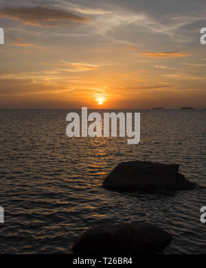 Tramonto su Ko Pha Ngan, Thailandia. Foto Stock