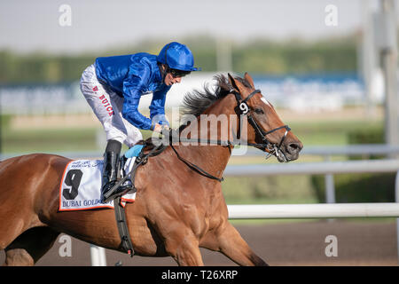 Dubai, STATI UNITI D'AMERICA. 30 Mar, 2019. MEYDAN, EMIRATI ARABI UNITI '"' marzo 30: Croce contatore, cavalcato da William Buick vince il gruppo 2 Dubai Gold Cup su Dubai World Cup notte all Ippodromo di Meydan negli Emirati Arabi Uniti. Michael McInally/Eclipse Sportswire/CSM/Alamy Live News Foto Stock