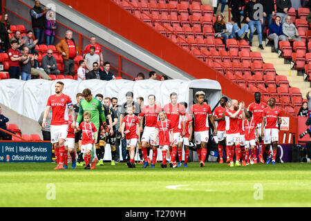 La Valle di Londra, Inghilterra, Regno Unito. Il 30 marzo 2019. Il Charlton squadre durante il cielo EFL scommettere League 1 match tra Charlton Athletic e Bradford City a valle, Londra, Inghilterra il 30 marzo 2019. Foto di Adamo di Loreto. Solo uso editoriale, è richiesta una licenza per uso commerciale. Nessun uso in scommesse, giochi o un singolo giocatore/club/league pubblicazioni. Credit: UK Sports Pics Ltd/Alamy Live News Foto Stock