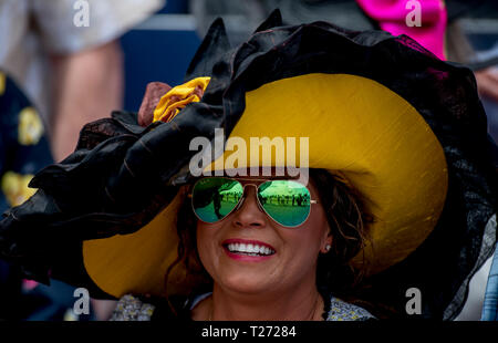 Hallandale Beach, Florida, Stati Uniti d'America. 30 Mar, 2019. HALLANDALE, FLORIDA - MARZO 30: Scene intorno alla pista sulla Florida Derby giorno a Gulfstream Park Race Track in Hallandale Beach, Florida. Scott Serio/Eclipse Sportswire/CSM/Alamy Live News Foto Stock