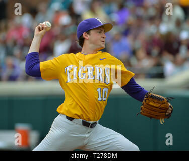 La Mississippi, Stati Uniti d'America. 30 Mar, 2019. in azione durante il NCAA baseball gioco tra il Tigri LSU e la Mississippi State Bulldogs a Dudy campo nobile di Starkville. La LSU sconfitto lo stato del Mississippi, 11-2. Kevin Langley/Sports South Media/CSM/Alamy Live News Foto Stock