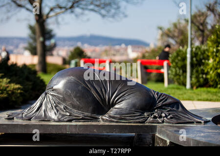 BUDAPEST, UNGHERIA - Aprile 2018: Abramo statua presso il giardino di filosofia situato in collina Gellert Budapest Foto Stock