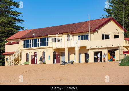 Newport Beach surf life saving club nel nord di Sydney, Nuovo Galles del Sud, Australia Foto Stock