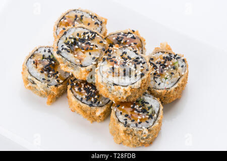 Il cibo giapponese, ristorante sushi gunkan maki roll piatto o vassoio impostato. Set di Sushi e composizione Foto Stock