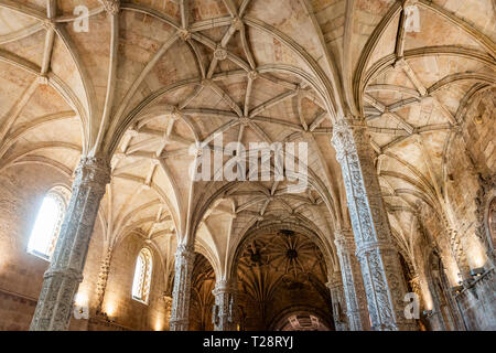 Chiesa di Santa Maria presso il Monastero dos Jerónimos a Belem, Lisbona, Portogallo Foto Stock