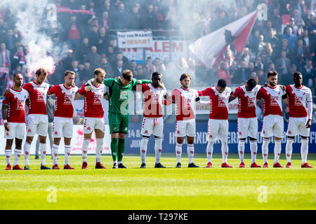 UTRECHT - Utrecht - Feyenoord , Calcetto , Stagione 2018/2019 , Eredivisie , Galgenwaard Stadium , 31-03-2019 , un minuto di silenzio Foto Stock