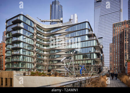 Zaha Hadid Design Boutique moderno condominio di appartamenti sulla linea alta in Chelsea Manhattan New York Foto Stock