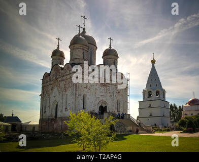 Vista esterna di Mozhajskij Luzhetsky Feropontov monastero mozhaysk nella regione di Mosca, Russia Foto Stock