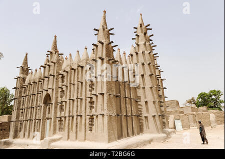 MALI, Mopti, moschea costruita da argilla Foto Stock