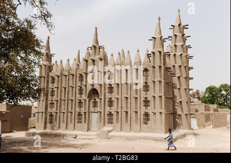 MALI, Mopti, moschea costruita da argilla Foto Stock