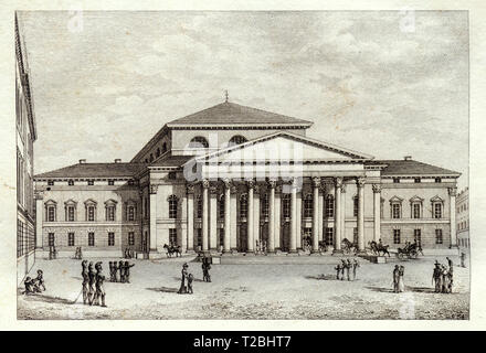 Il Teatro Nazionale di Monaco di Baviera,con il suo portico e frontone triangolare, fu distrutta nella Seconda guerra mondiale e dopo aver ricostruito. Incisione, 1820 circa da ''Descrizione de la ville de Munichr' 1824 da Eisenmann, Mueller, Obernberg Foto Stock