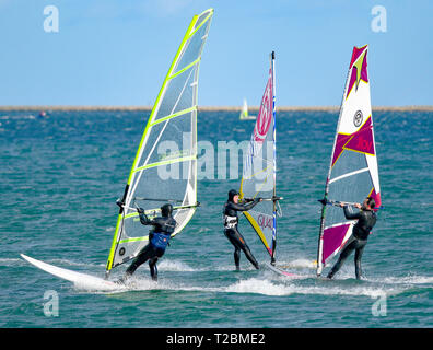 Windsurf a Portland Weymouth Dorset Regno Unito Foto Stock