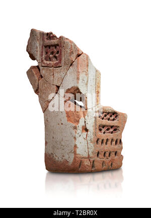 Hittita terra cotta fragmants di una parete defenive a forma di torre nave . Periodo di Hittite, 1600 - 1200 BC. Hattusa Boğazkale. Çorum Museo Archeologico Foto Stock