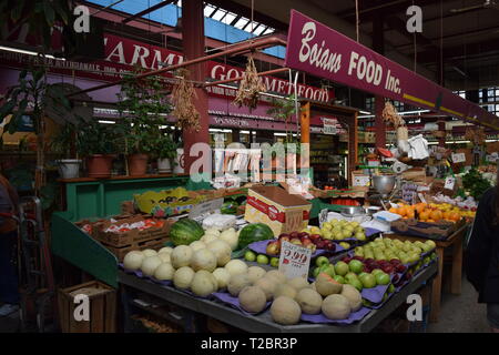 Il belmont,bronx - mercato coperto con prodotti freschi.arthur avenue 2018 Foto Stock