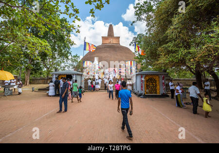 Abhayagiri Vihāra Monastero di Anuradhapura, Sri Lanka, il 17 settembre 2016 Foto Stock