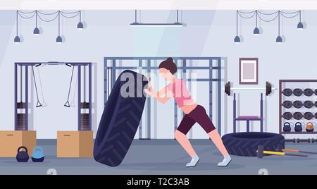 Sport donna capovolgimento di un pneumatico facendo esercizi hard ragazza che lavora in palestra crossfit training su uno stile di vita sano concetto moderno health club studio Illustrazione Vettoriale