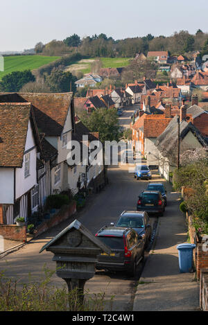 Kersey village, vista del Suffolk villaggio di Kersey la cui strada principale - La strada - è rivestito con ben conservate case medievali, Suffolk, Inghilterra, Regno Unito Foto Stock