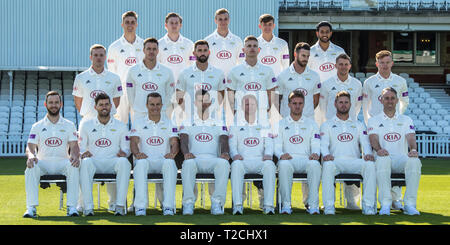 Londra, UK.1 Aprile, 2019. Fotografia della squadra nella contea di bianchi. In una giornata di sole alla Kia ovale, Surrey County Cricket Club hanno tenuto la loro media giorno per il 2019 stagione di cricket. David Rowe/ Alamy Live News. Foto Stock