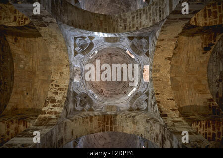 Palermo, Italia - Ottobre, 2018. Interno della chiesa di San Cataldo, una chiesa si trova nella zona centrale di Palermo, esempio di architettura arabo-normanna. Foto Stock