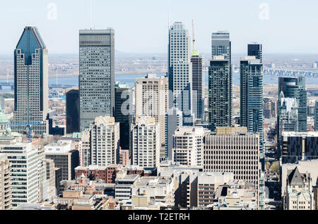 Lo skyline di Montreal dal Mont Royal, Provincia di Quebec, Canada Foto Stock